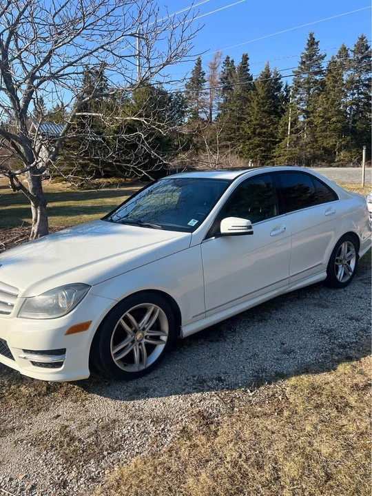 2012 Mercedes-Benz W204 C-Class - Image 3 of 8
