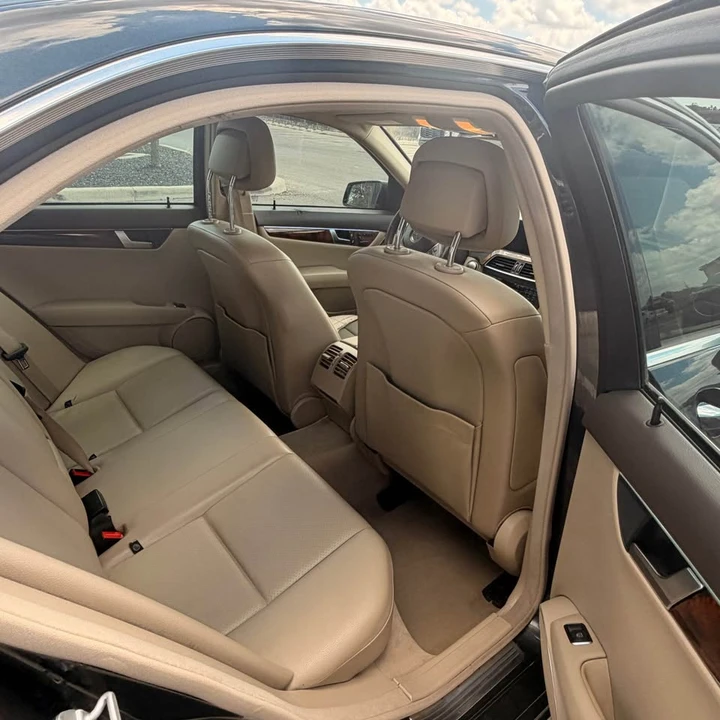2012 Mercedes-Benz W204 C-Class - Image 6 of 6