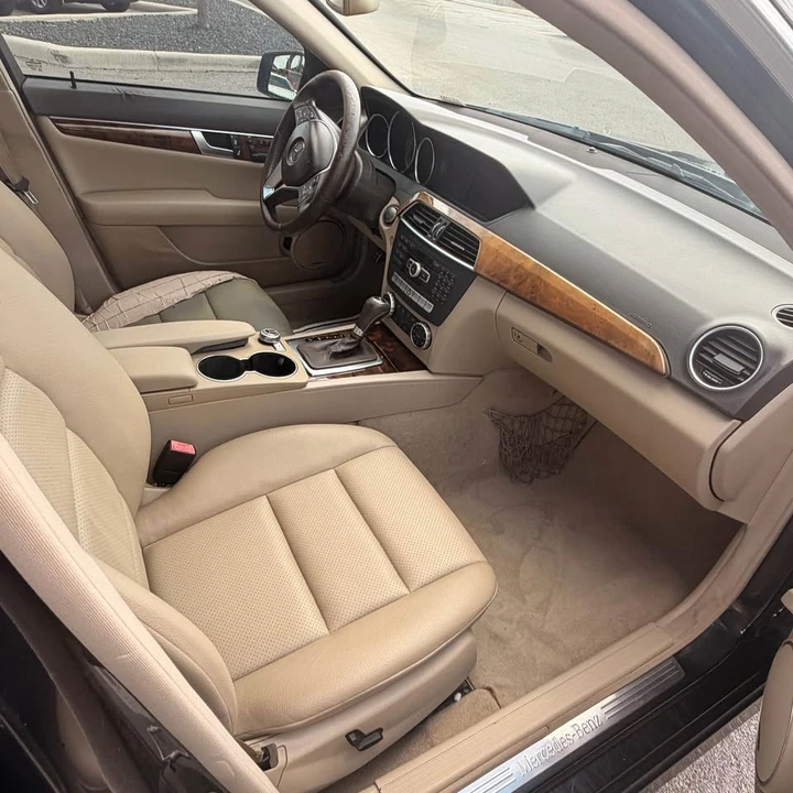 2012 Mercedes-Benz W204 C-Class - Image 3 of 6