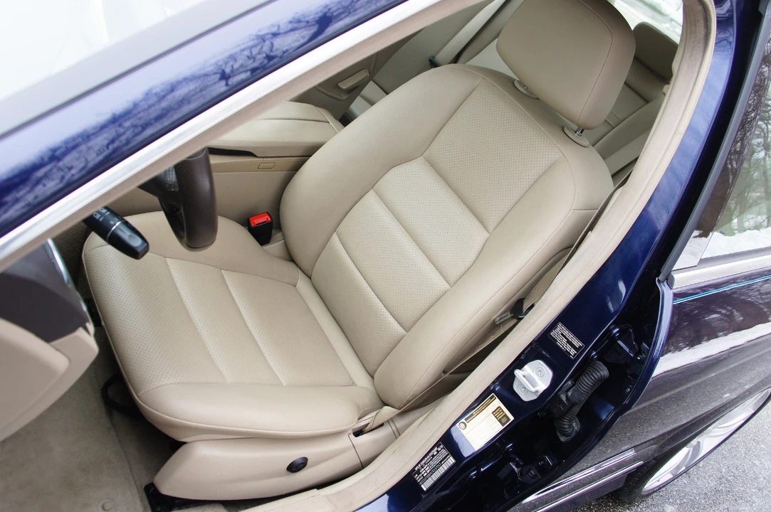 2012 Mercedes-Benz W204 C-Class - Image 15 of 20