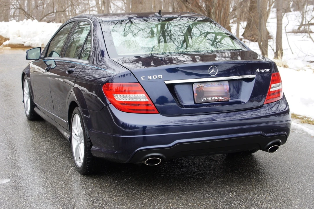 2012 Mercedes-Benz W204 C-Class - Image 6 of 20
