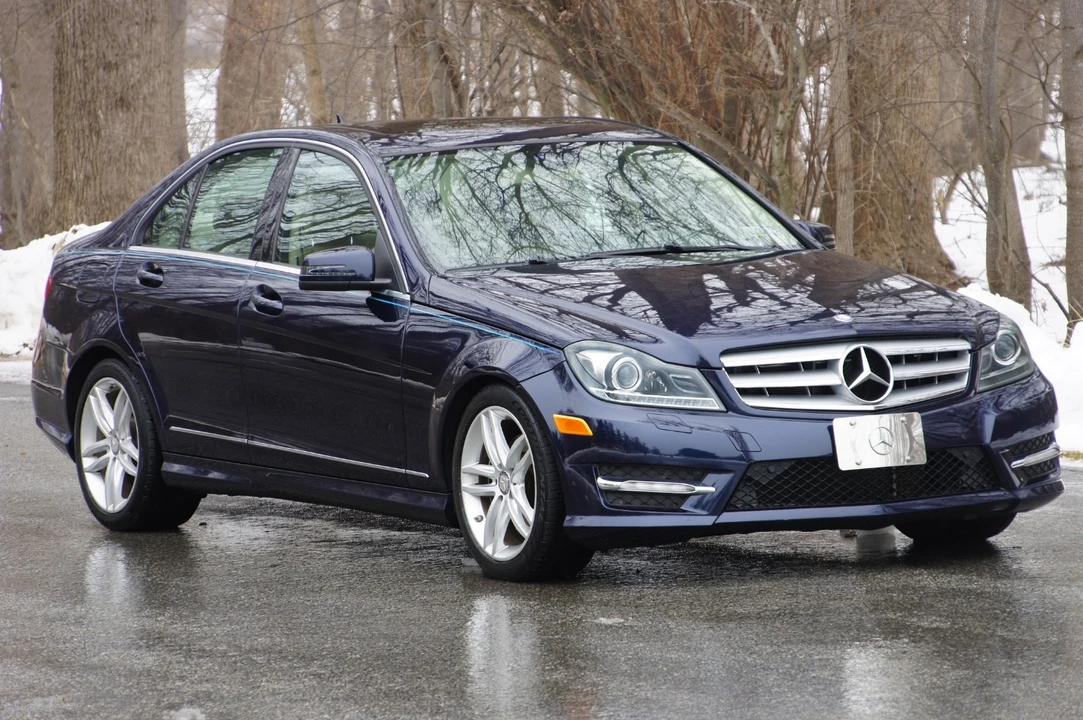 2012 Mercedes-Benz W204 C-Class - Image 5 of 20