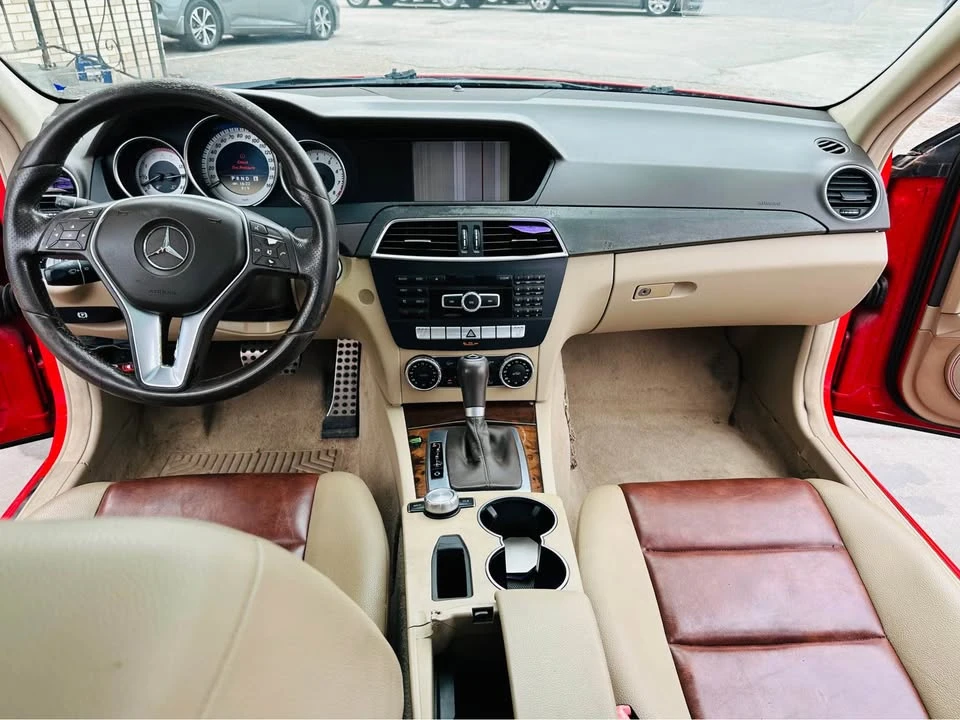 2012 Mercedes-Benz W204 C-Class - Image 10 of 18