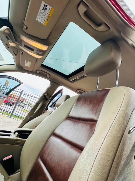 2012 Mercedes-Benz W204 C-Class - Image 15 of 18