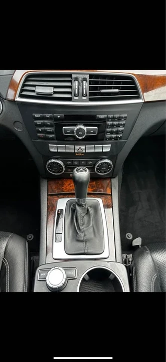 2012 Mercedes-Benz W204 C-Class - Image 6 of 15