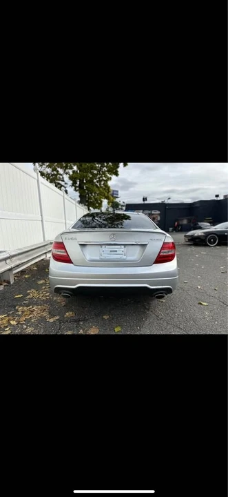 2012 Mercedes-Benz W204 C-Class - Image 13 of 15