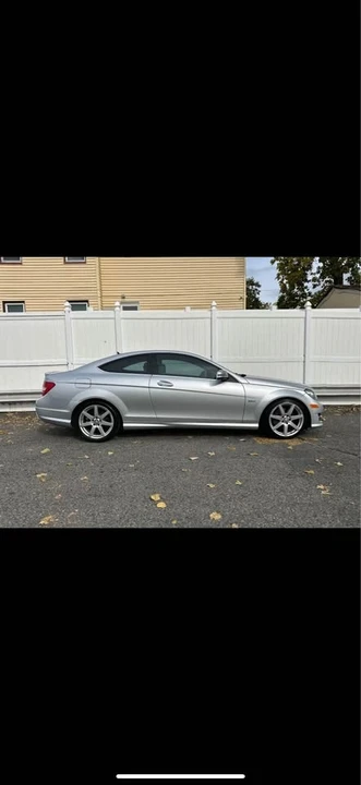 2012 Mercedes-Benz W204 C-Class - Image 11 of 15