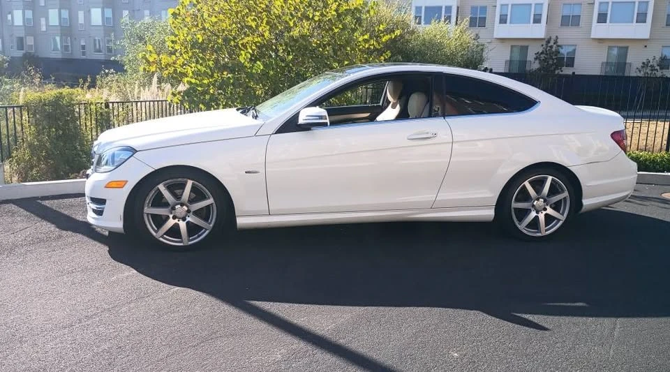 2012 Mercedes-Benz W204 C-Class - Image 2 of 19