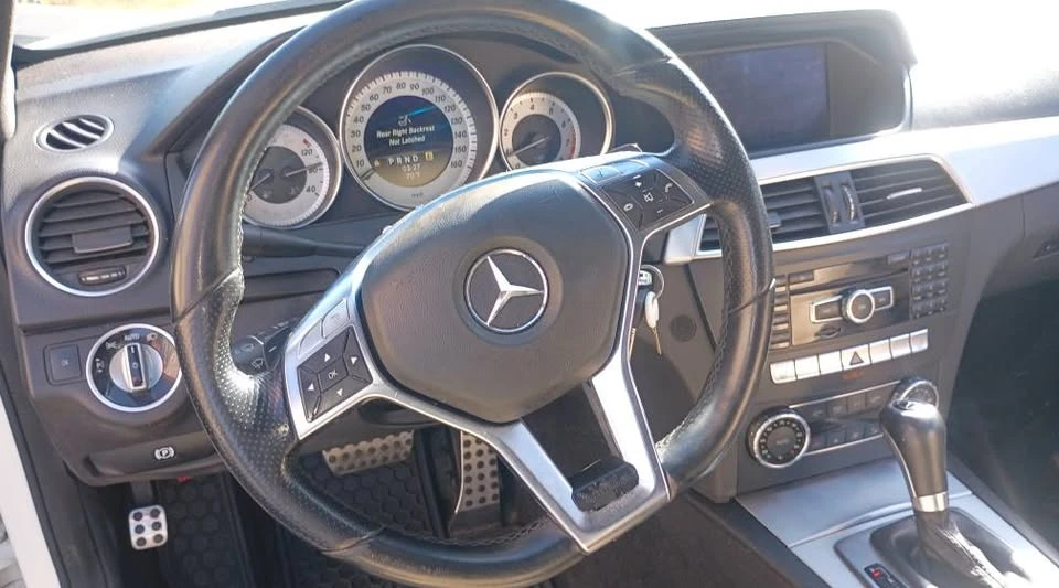 2012 Mercedes-Benz W204 C-Class - Image 12 of 19