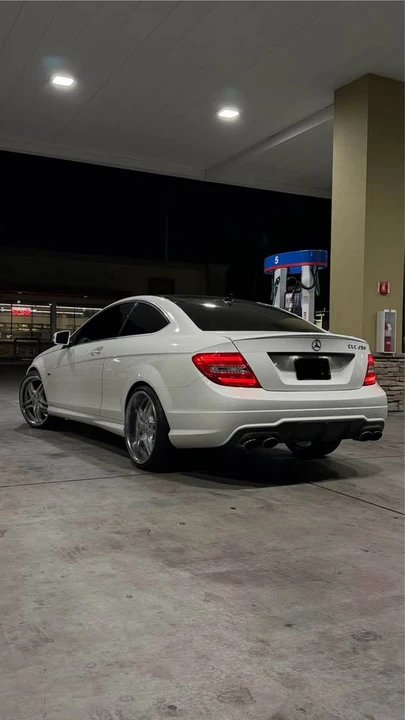 2012 Mercedes-Benz W204 C-Class - Image 4 of 9