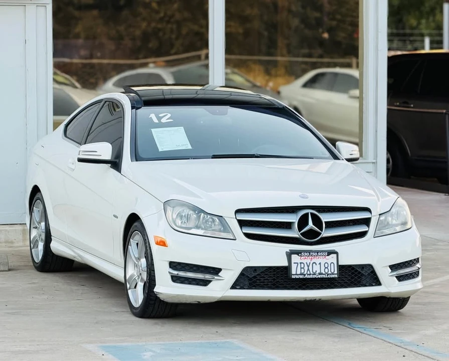 2012 Mercedes-Benz W204 C-Class - Image 4 of 20