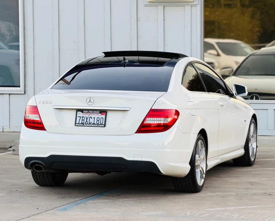 2012 Mercedes-Benz W204 C-Class - Image 6 of 20