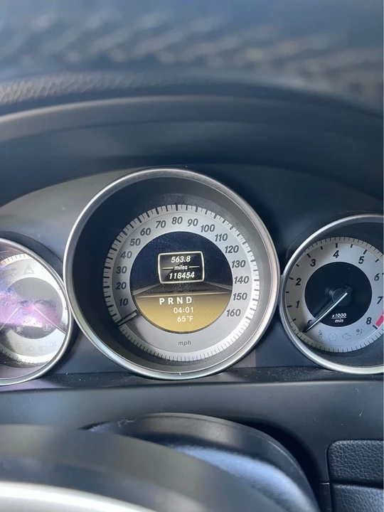 2012 Mercedes-Benz W204 C-Class - Image 6 of 15