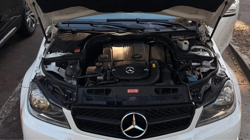 2012 Mercedes-Benz W204 C-Class - Image 9 of 9