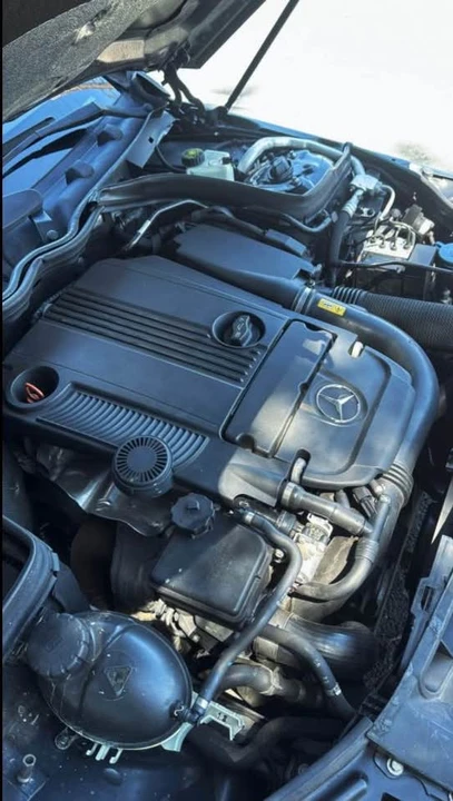 2012 Mercedes-Benz W204 C-Class - Image 9 of 10
