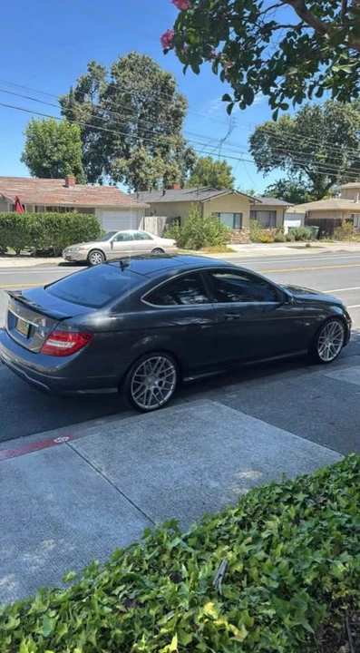 2012 Mercedes-Benz W204 C-Class - Image 2 of 10