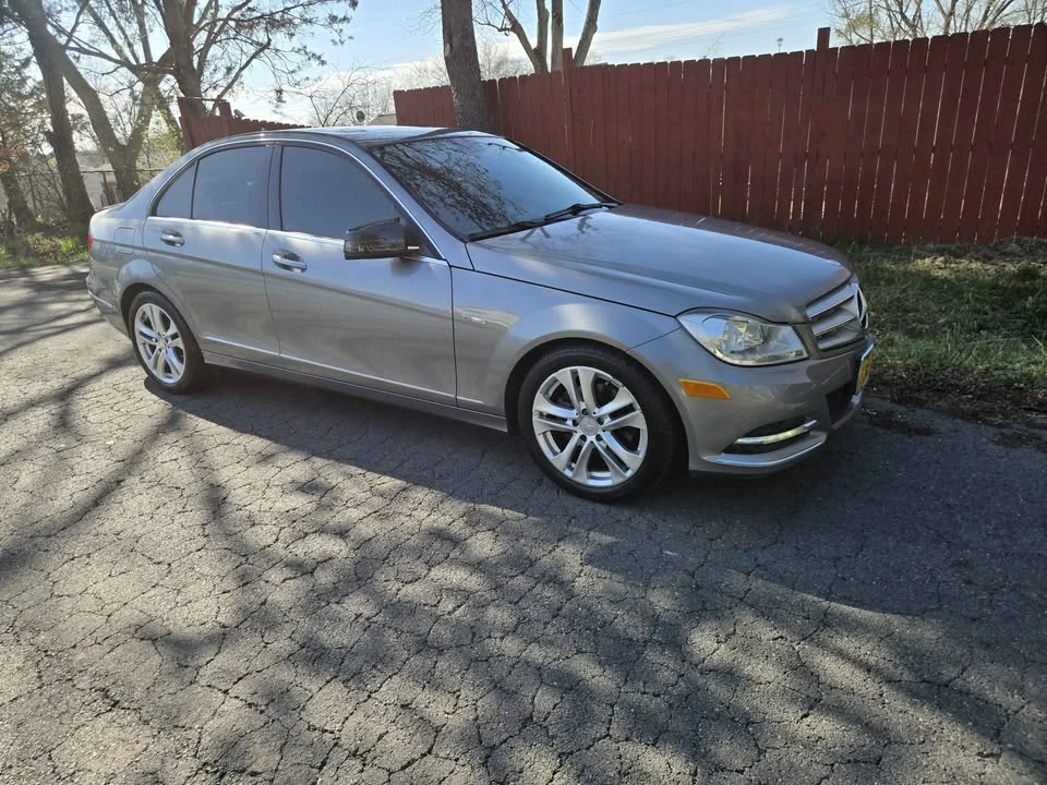 2012 Mercedes-Benz W204 C-Class - Image 2 of 14