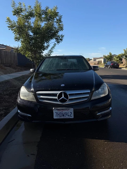 2012 Mercedes-Benz W204 C-Class - Image 12 of 15
