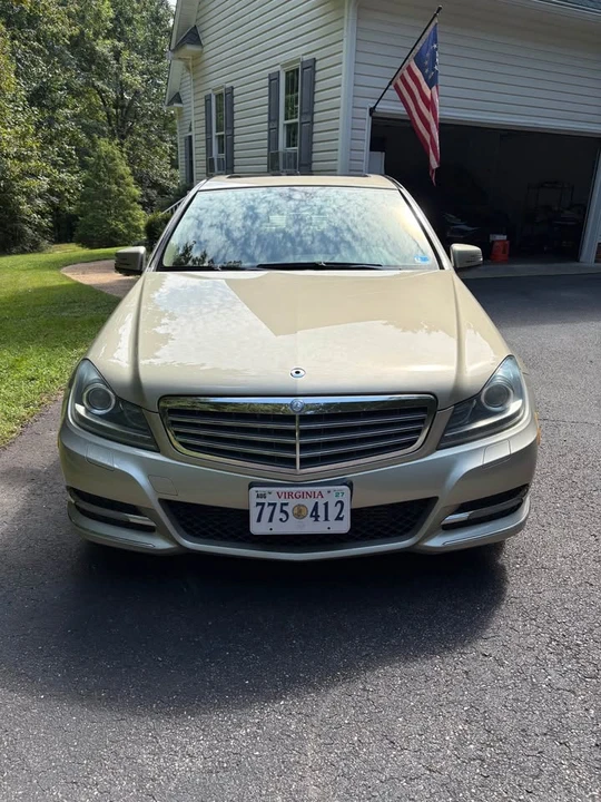 2012 Mercedes-Benz W204 C-Class - Image 4 of 11