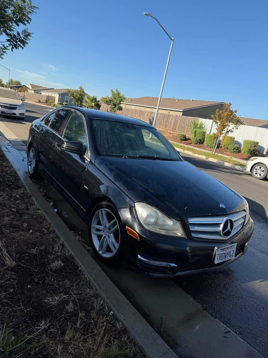 2012 Mercedes-Benz W204 C-Class - Image 10 of 11