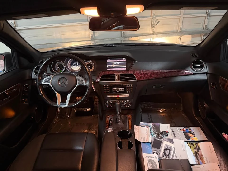 2012 Mercedes-Benz W204 C-Class - Image 3 of 19