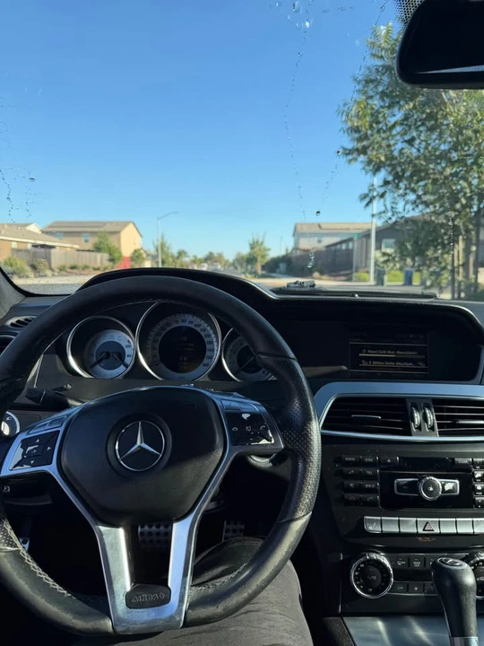 2012 Mercedes-Benz W204 C-Class - Image 3 of 11