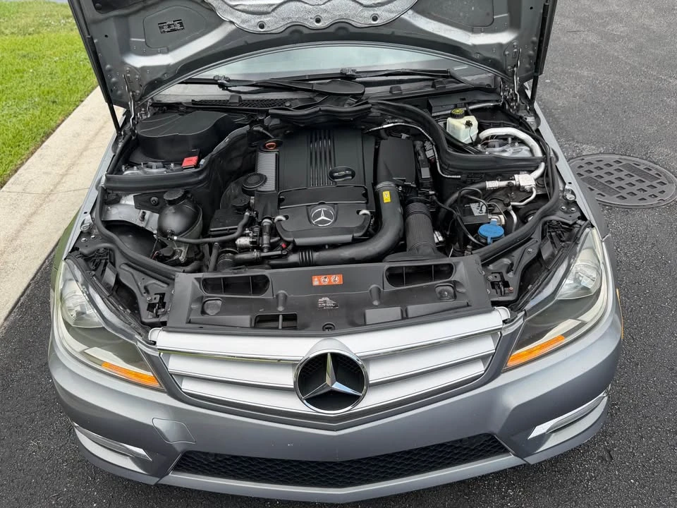 2012 Mercedes-Benz W204 C-Class - Image 17 of 19