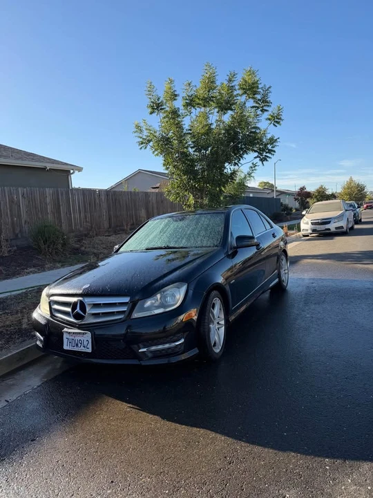 2012 Mercedes-Benz W204 C-Class - Image 11 of 15