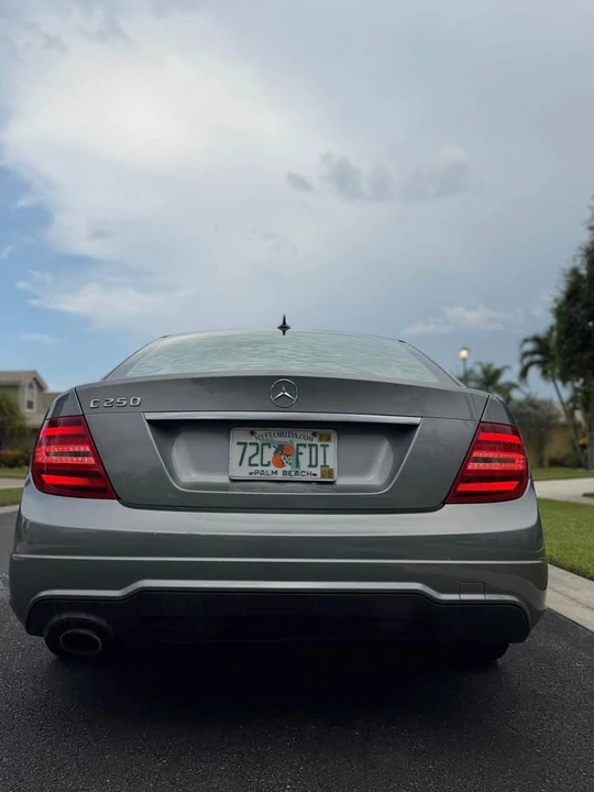 2012 Mercedes-Benz W204 C-Class - Image 15 of 19