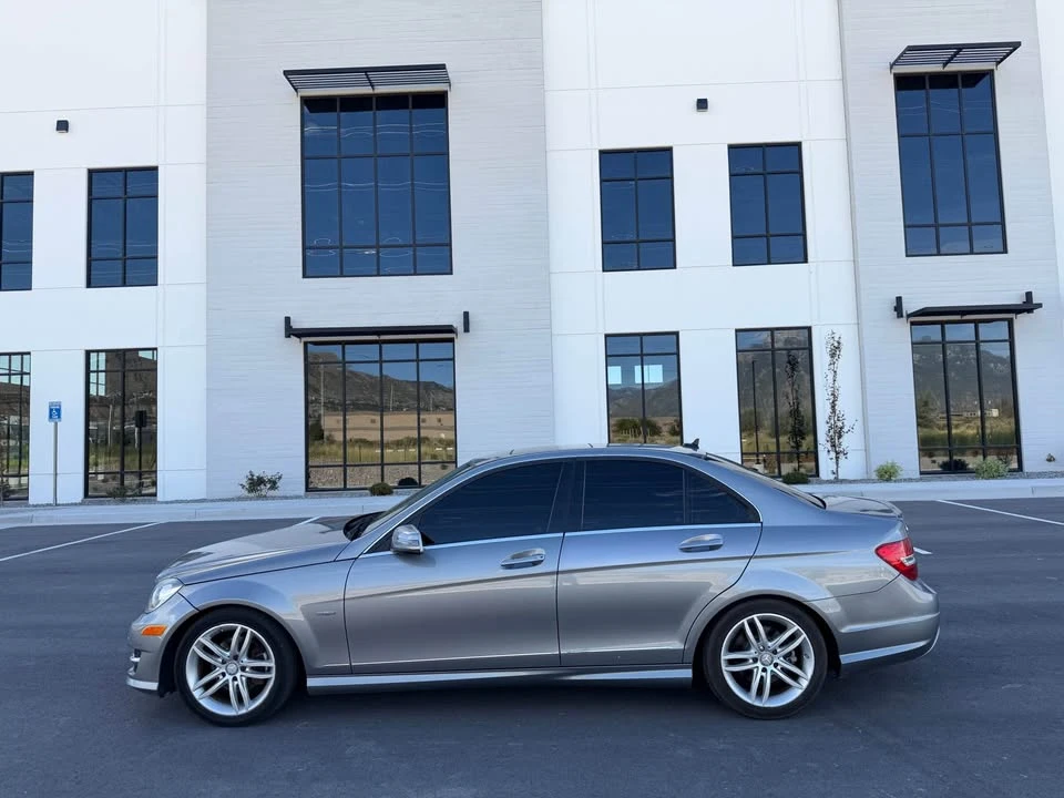 2012 Mercedes-Benz W204 C-Class - Image 2 of 16