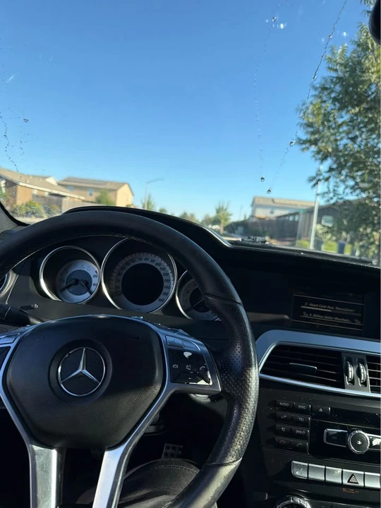 2012 Mercedes-Benz W204 C-Class - Image 3 of 15