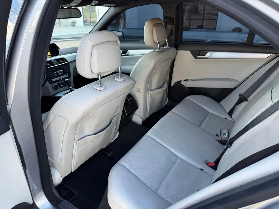 2012 Mercedes-Benz W204 C-Class - Image 11 of 16