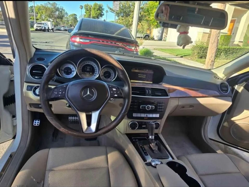 2012 Mercedes-Benz W204 C-Class - Image 6 of 10