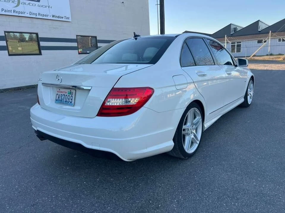 2012 Mercedes-Benz W204 C-Class - Image 5 of 11