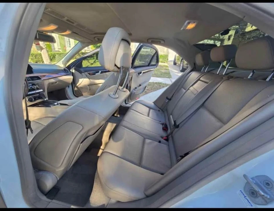 2012 Mercedes-Benz W204 C-Class - Image 8 of 10