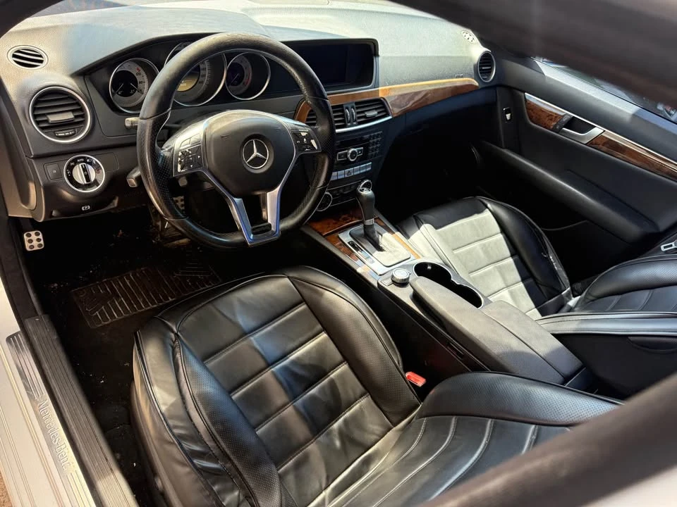 2012 Mercedes-Benz W204 C-Class - Image 8 of 9