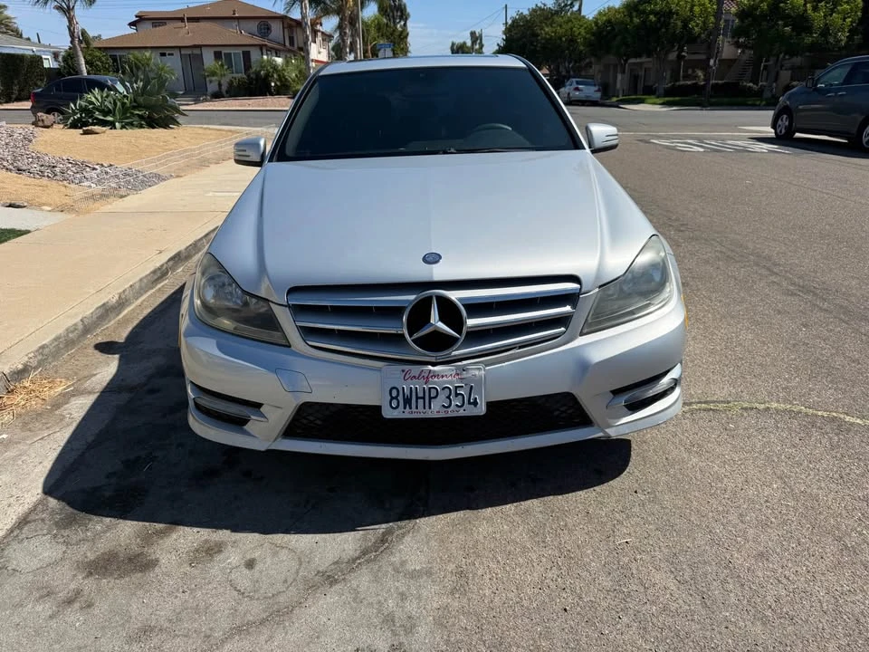 2012 Mercedes-Benz W204 C-Class - Image 7 of 9
