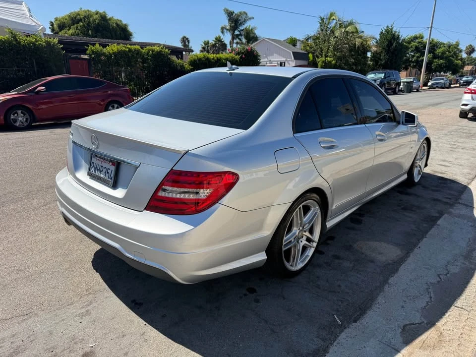 2012 Mercedes-Benz W204 C-Class - Image 5 of 9