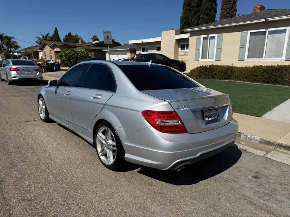 2012 Mercedes-Benz W204 C-Class - Image 3 of 9