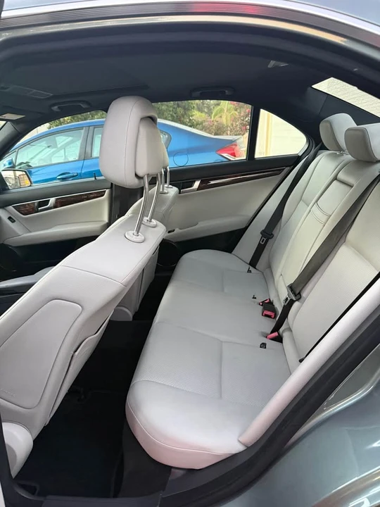 2012 Mercedes-Benz W204 C-Class - Image 12 of 15