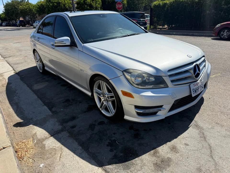 2012 Mercedes-Benz W204 C-Class - Image 6 of 9