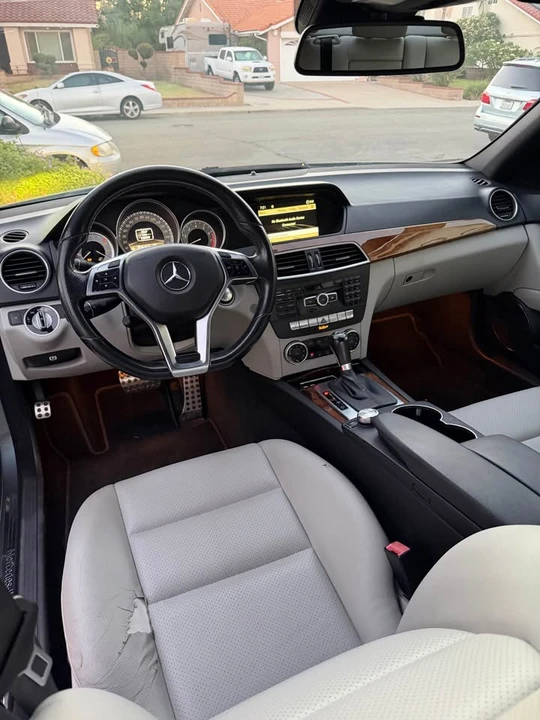 2012 Mercedes-Benz W204 C-Class - Image 10 of 15
