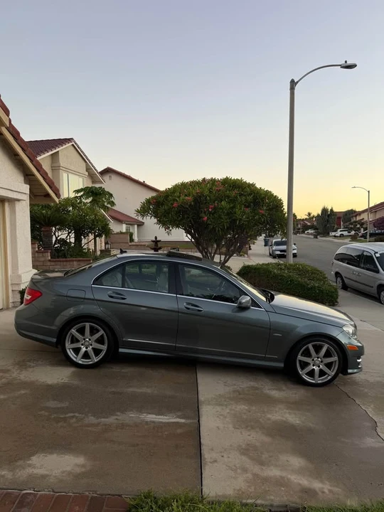 2012 Mercedes-Benz W204 C-Class - Image 4 of 15