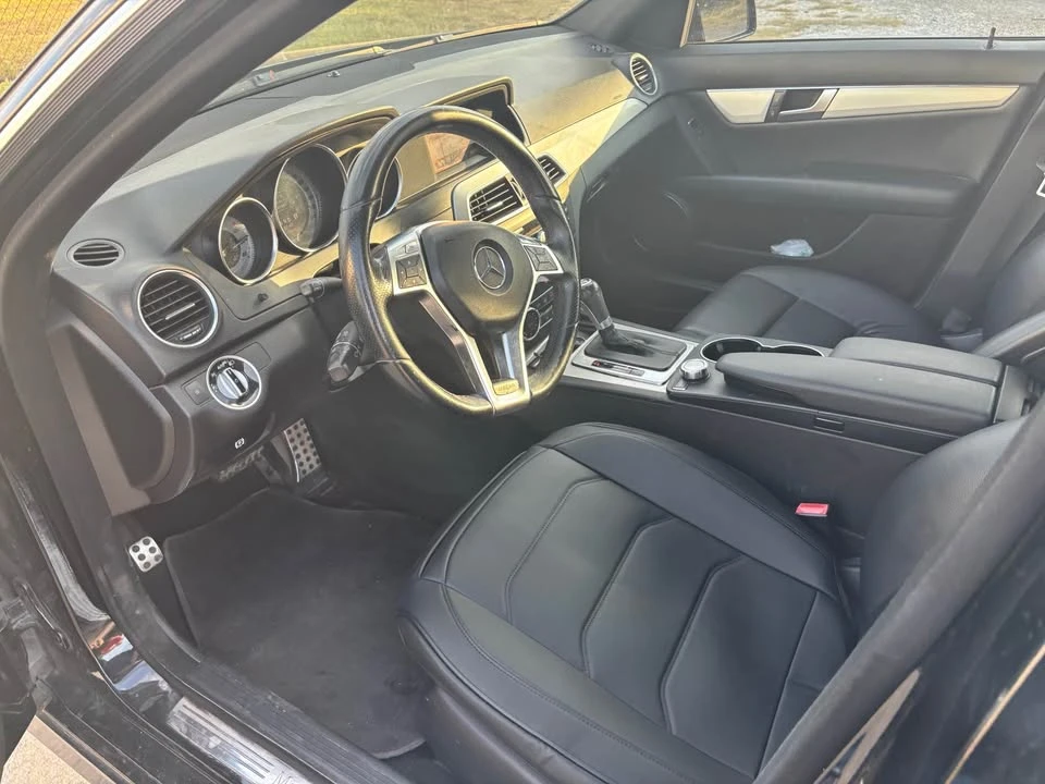 2012 Mercedes-Benz W204 C-Class - Image 8 of 12