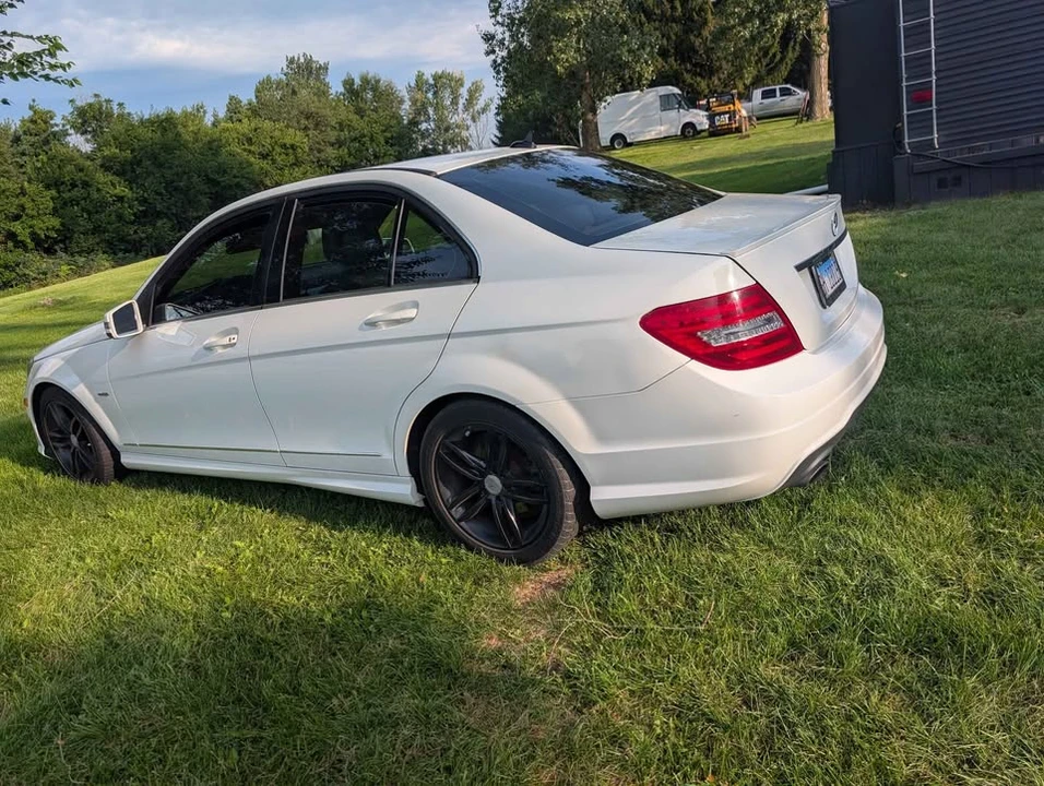 2012 Mercedes-Benz W204 C-Class - Image 9 of 9