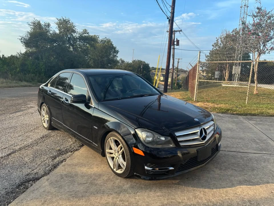 2012 Mercedes-Benz W204 C-Class - Image 3 of 12