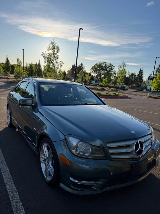2012 Mercedes-Benz W204 C-Class - Image 6 of 9