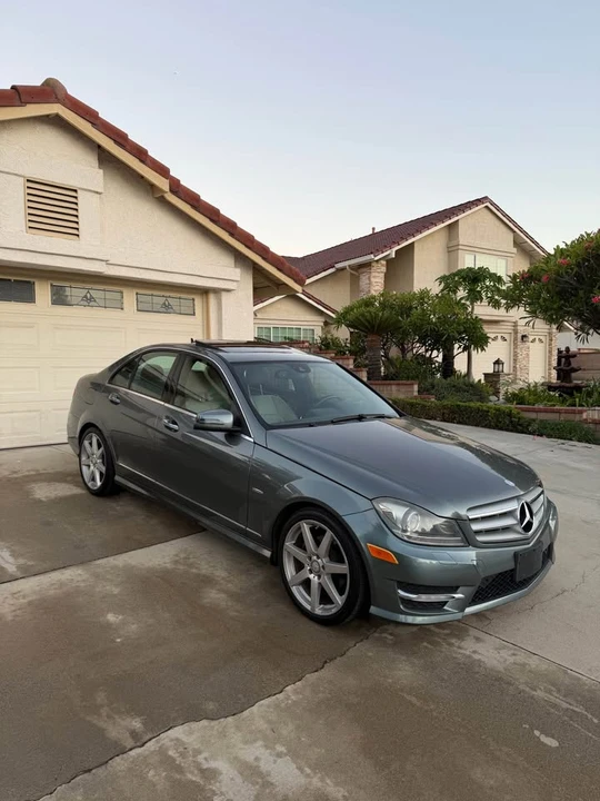 2012 Mercedes-Benz W204 C-Class - Image 3 of 15