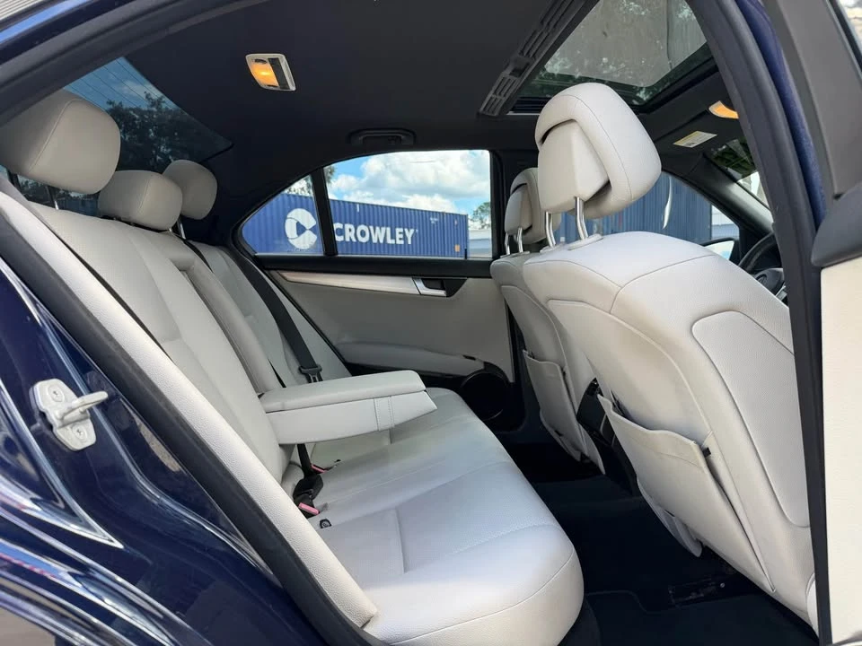 2012 Mercedes-Benz W204 C-Class - Image 17 of 18