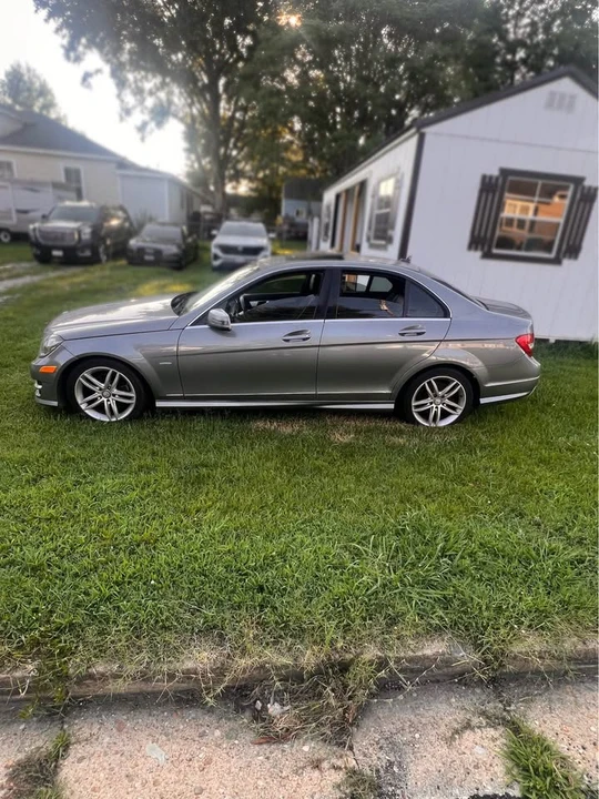 2012 Mercedes-Benz W204 C-Class - Image 3 of 3